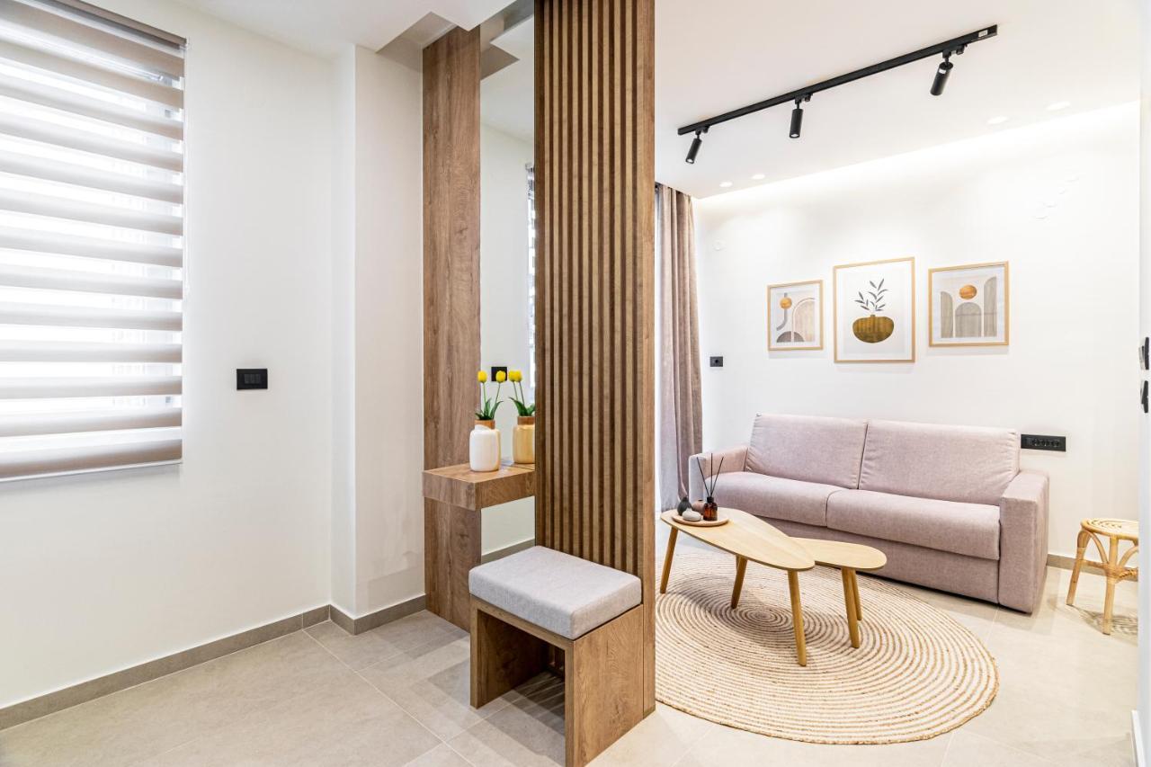 Clic - Comfort Luxury In City Of Ioannina Ngoại thất bức ảnh
