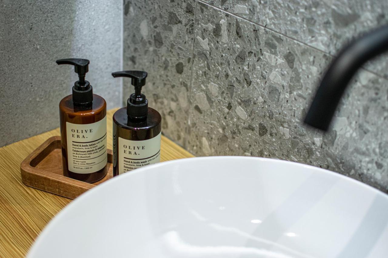 Clic - Comfort Luxury In City Of Ioannina Ngoại thất bức ảnh